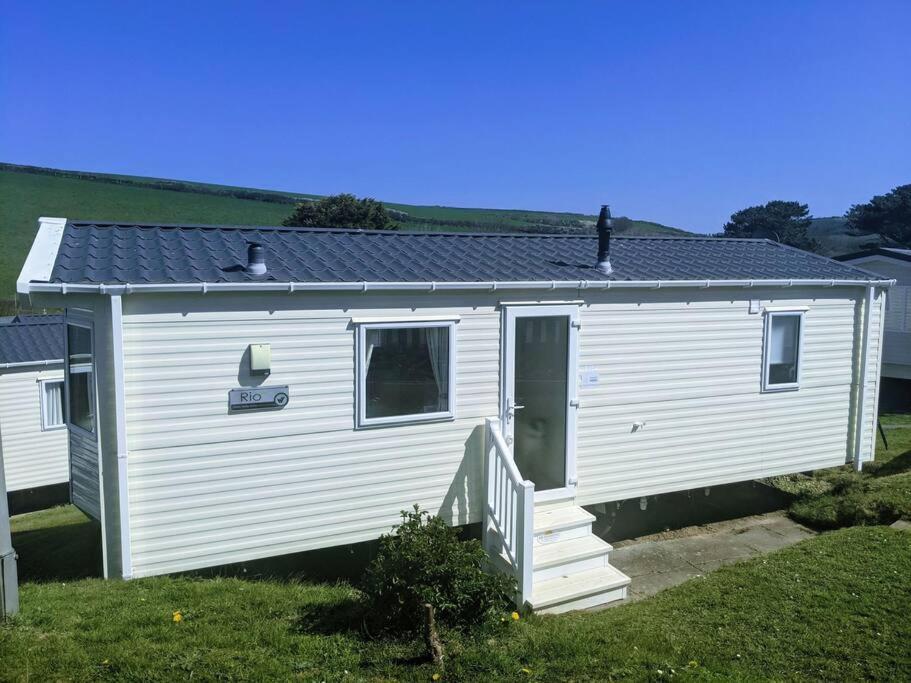 Large 4 Person Couples And Family Caravan In Newquay Bay Resort Екстериор снимка